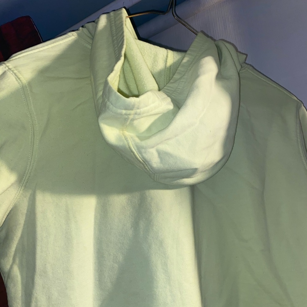 Gap Youth Sweatshirt - Picture 2 of 2